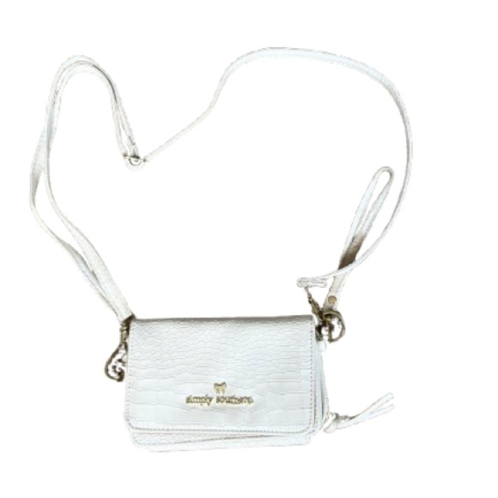White Simply southern crossbody wallet. VERY CLEAN